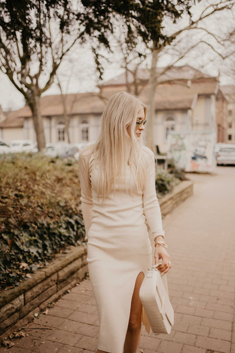 Strickkleid Beige New In