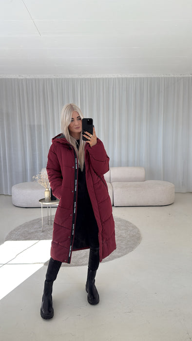 Winterjacke Burgunder