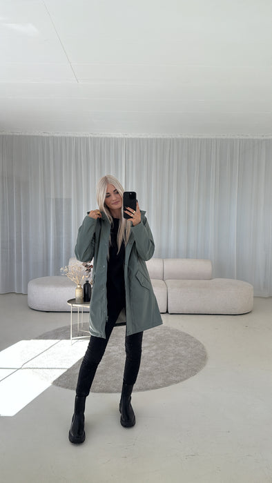 Regenjacke Khaki