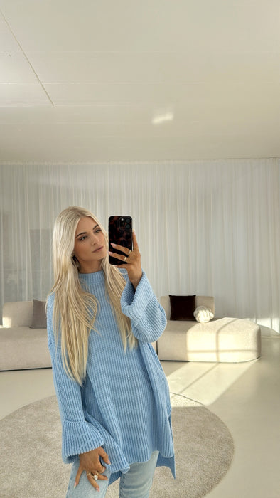 Longpulli Blue - Ohne Rückgaberecht