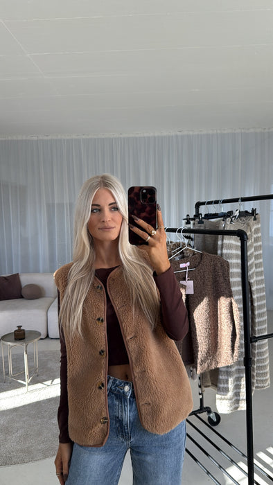 Teddy Weste Camel 🐆