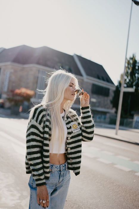 Cardigan Smiley Stripes Dunkelgrün