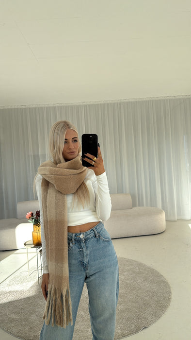 Boucle Schal Braun