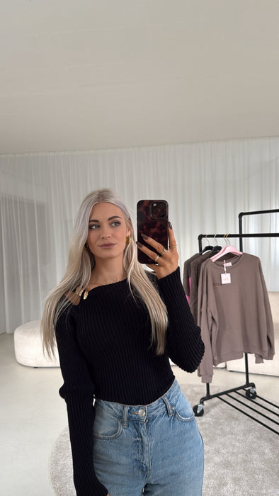 Oberteil Cut Out Black