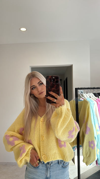 Cardigan Flowers Gelb/Rosé