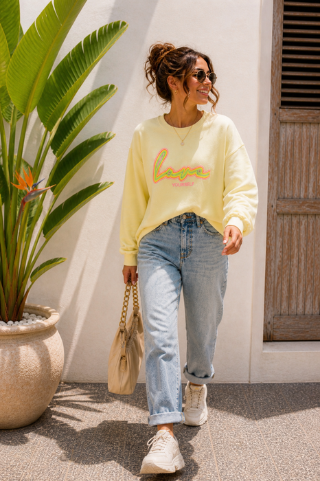 Sweater Love Yourself  Gelb- Ohne Rückgaberecht