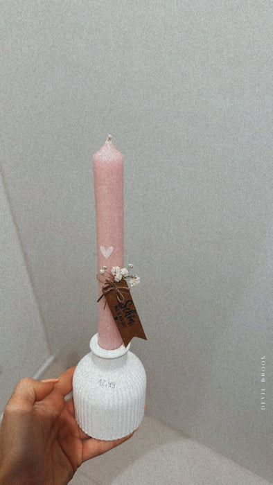 Kerze mit Kerzenhalter