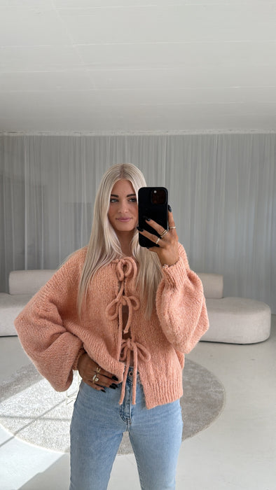 Cardigan Peach Cozy