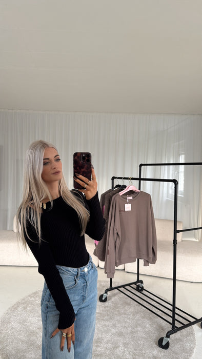 Oberteil Cut Out Black