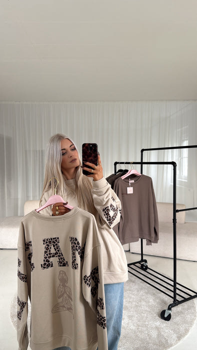 Sweater Namaste Beige/Leo