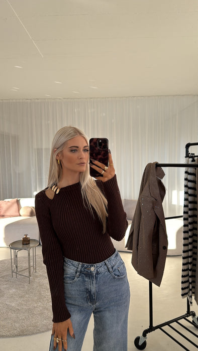 Longsleve Cut Out Braun✨