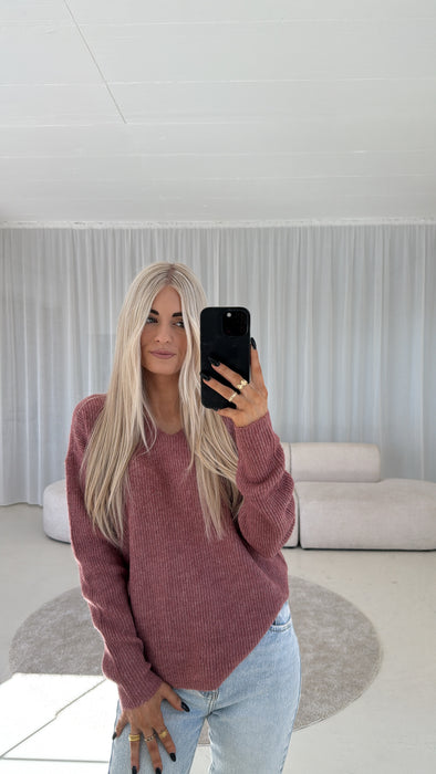 V- Pullover Brombeere