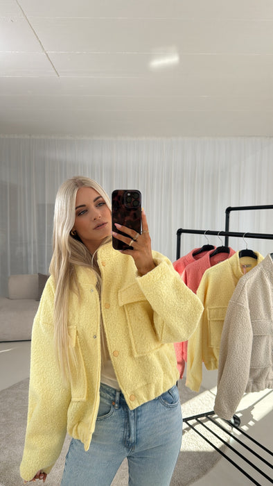Teddy Jacke Gelb