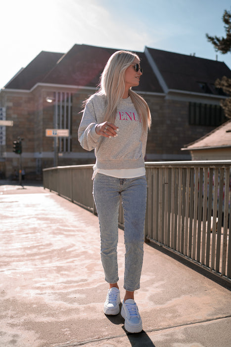 Sweater Avenue Grey