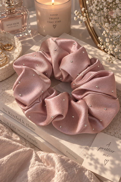 Satin-Scrunchie mit Glitzersteinen Rosa