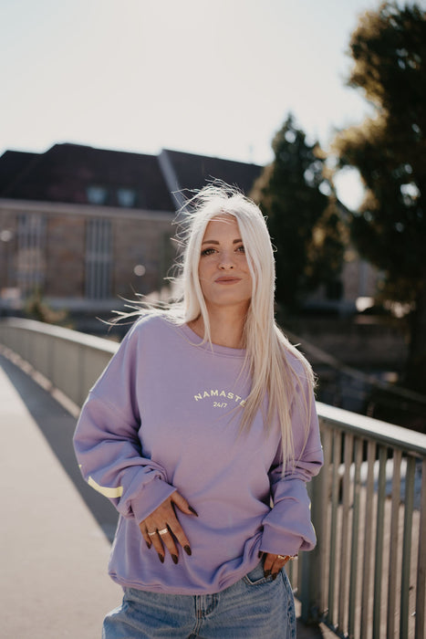 Sweater Namaste Lila